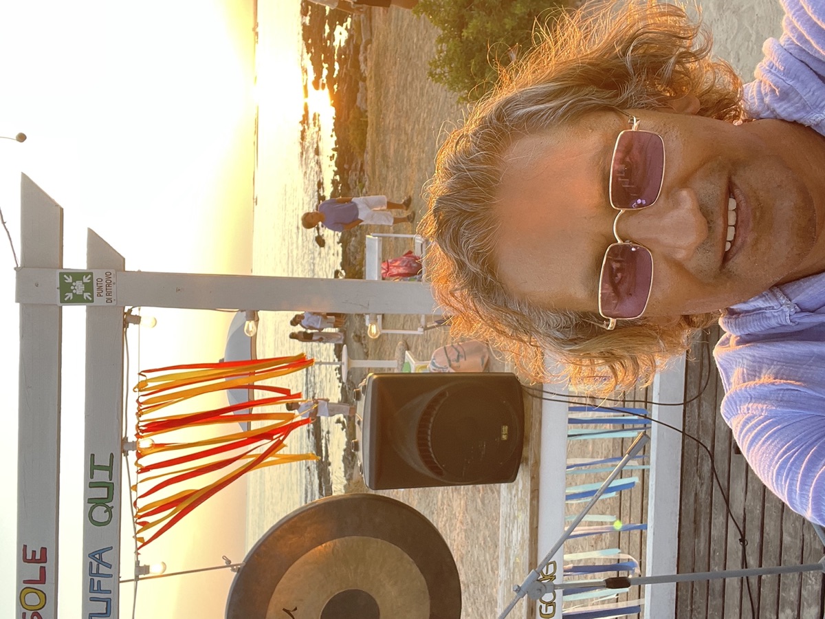 Kalura sunset stage