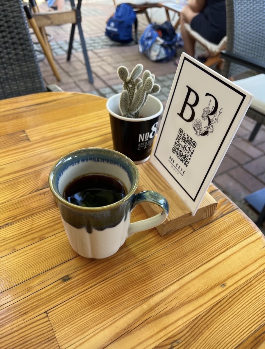 Coffee at No.8 Cafe